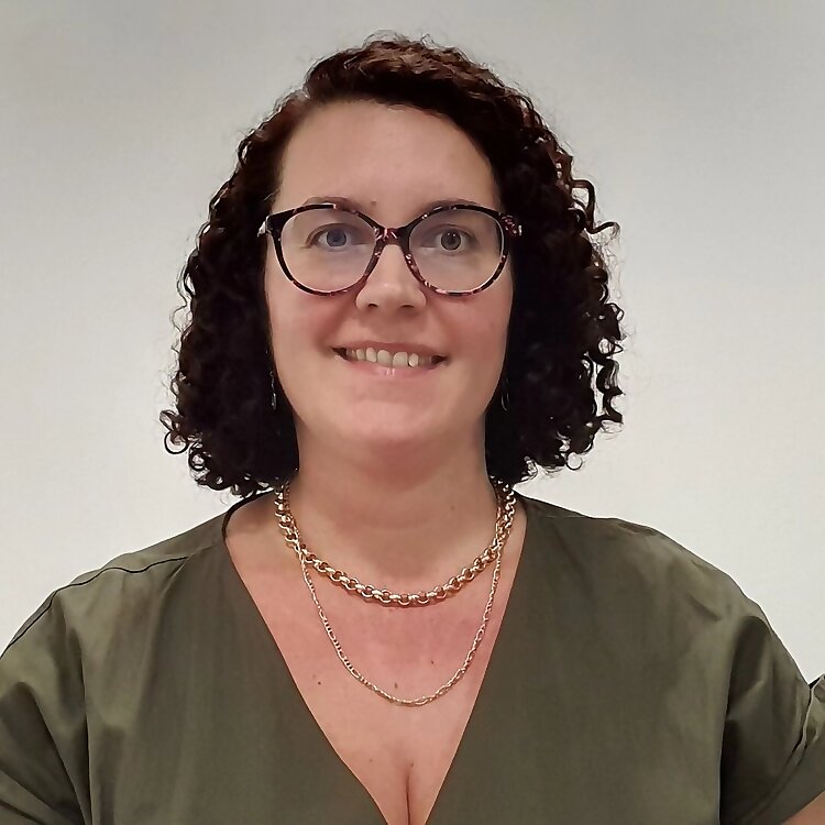 Dr Juliana Paiva