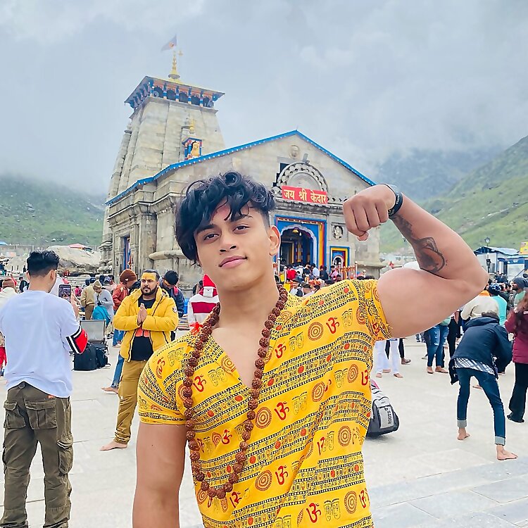 Aryan Kandari