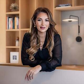 Anita Salas