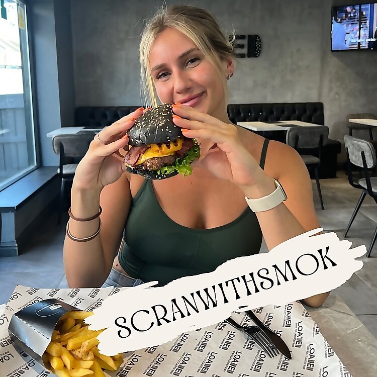 Karolina Smok