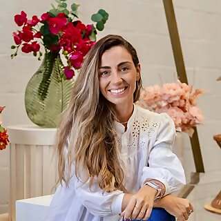 Kah Oliveira 