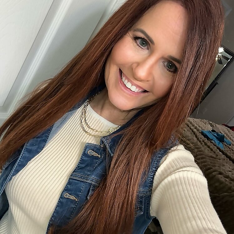 Angie Sue