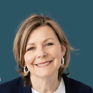 Lorraine Newnham 