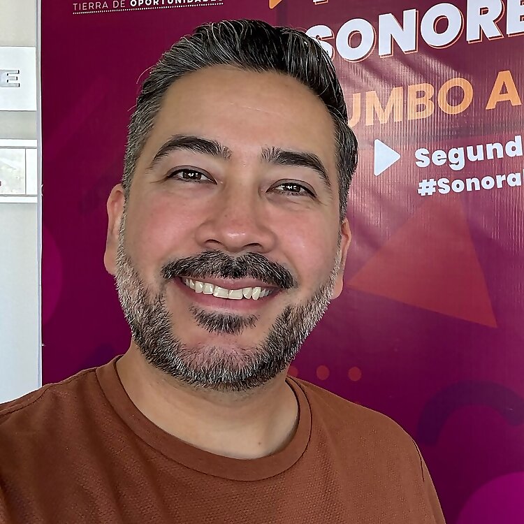 Daniel Urías