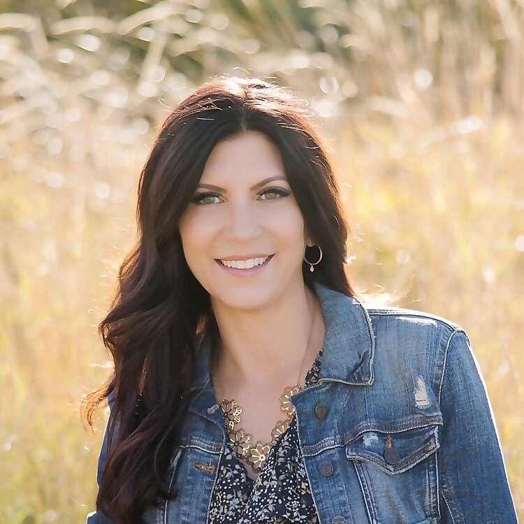 Roxanne Flett 