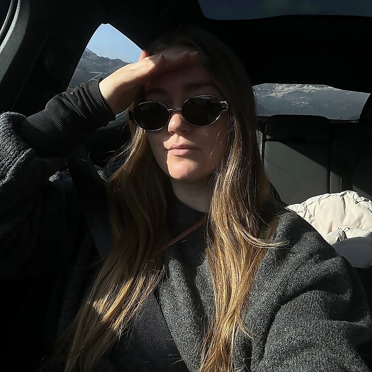 Zoë Mclennon
