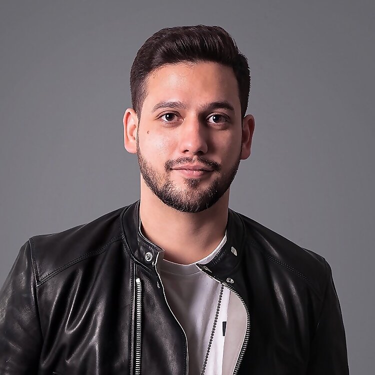 Nik Michael Imran