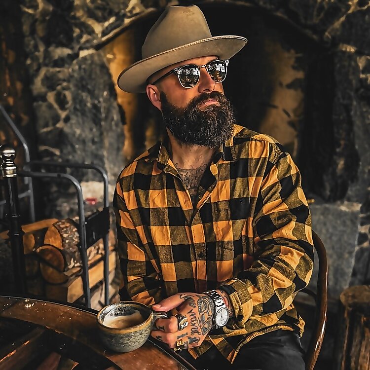 Jake Luhrs