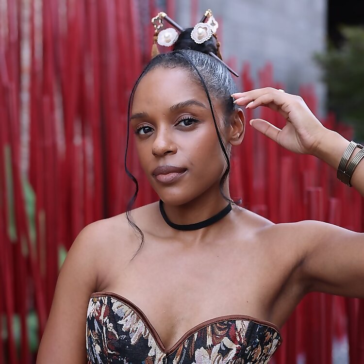 Chaya Wright