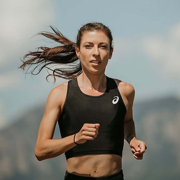 Emma Bates