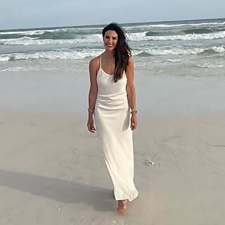Anne Nicely