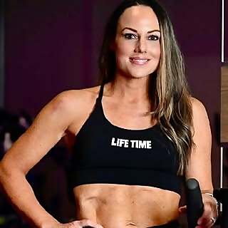 Alie Neves