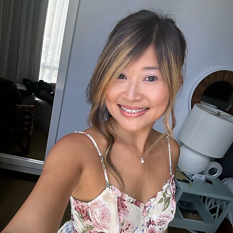 Angela Trinh