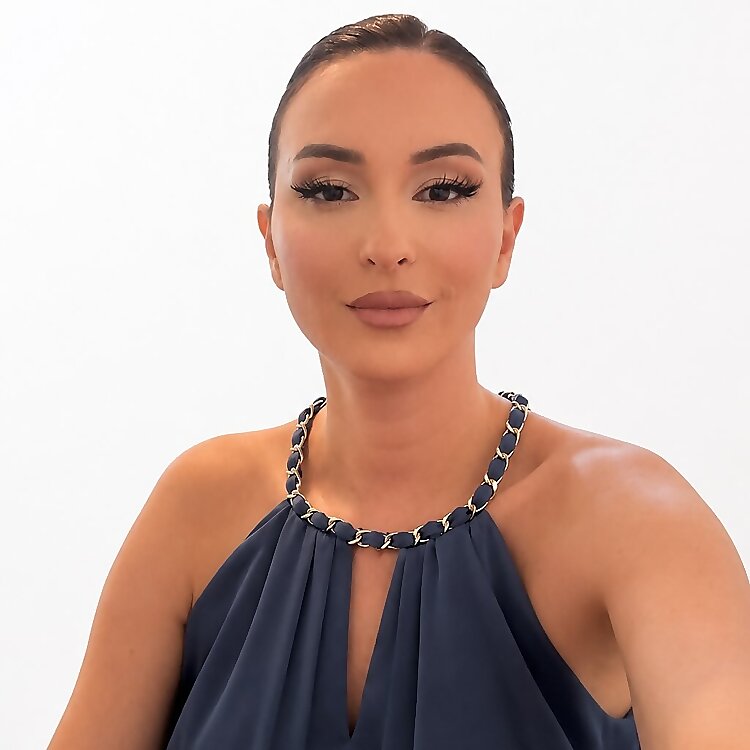 ‎Simona G. ‎