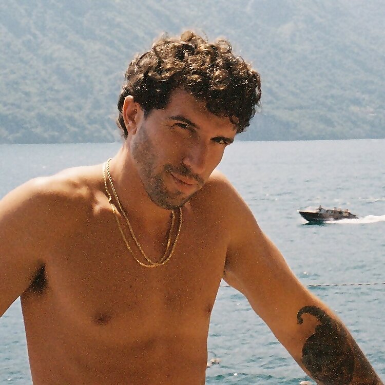 Jonathan Urra 