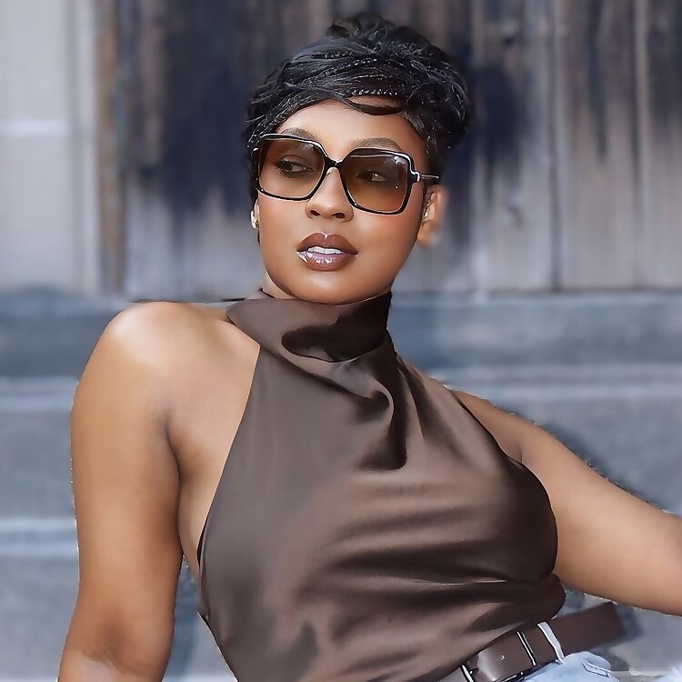 Dominique Brookins
