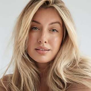 Soph Hughes 