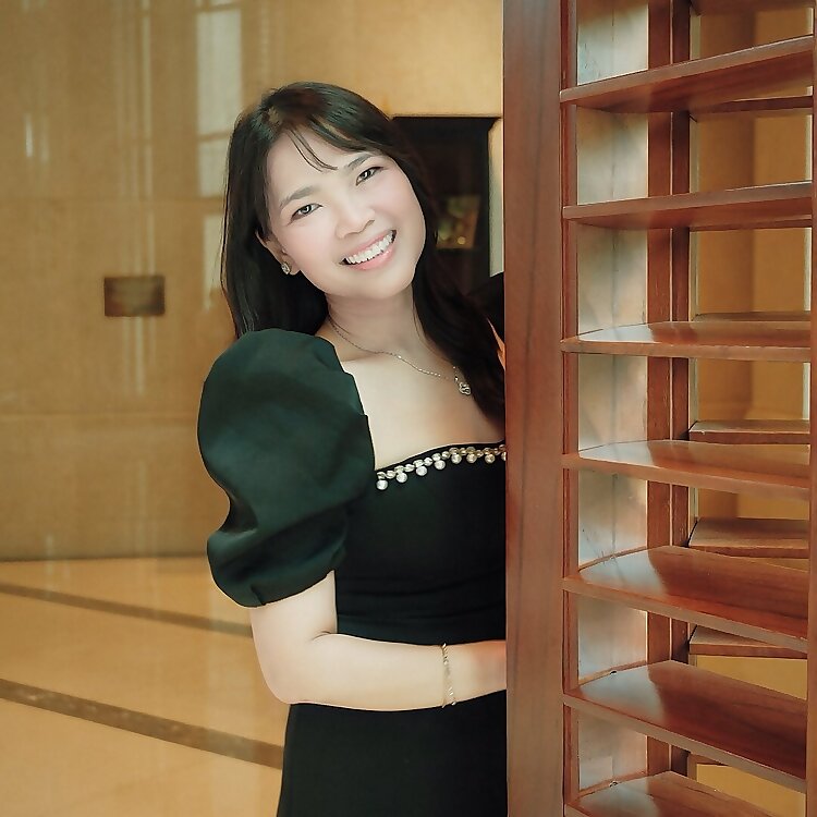 Nikki Tiu