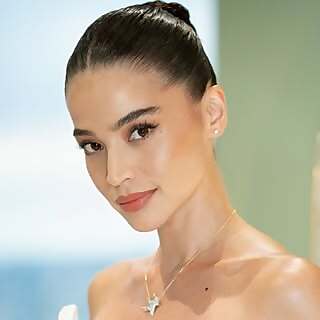 Anne Curtis