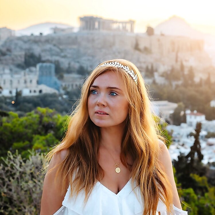 Ellie Green 