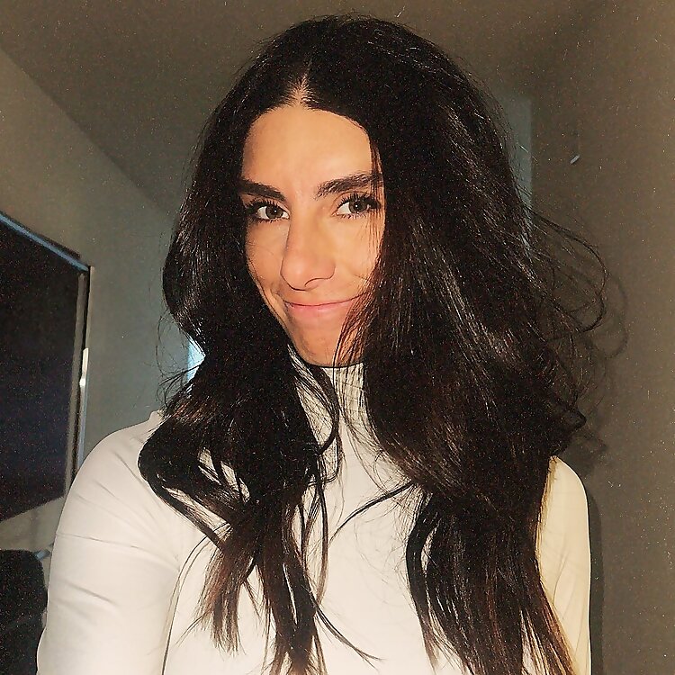 Arielle Houlihan