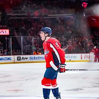 Ryan Leonard