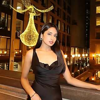 Ayushi Singh 
