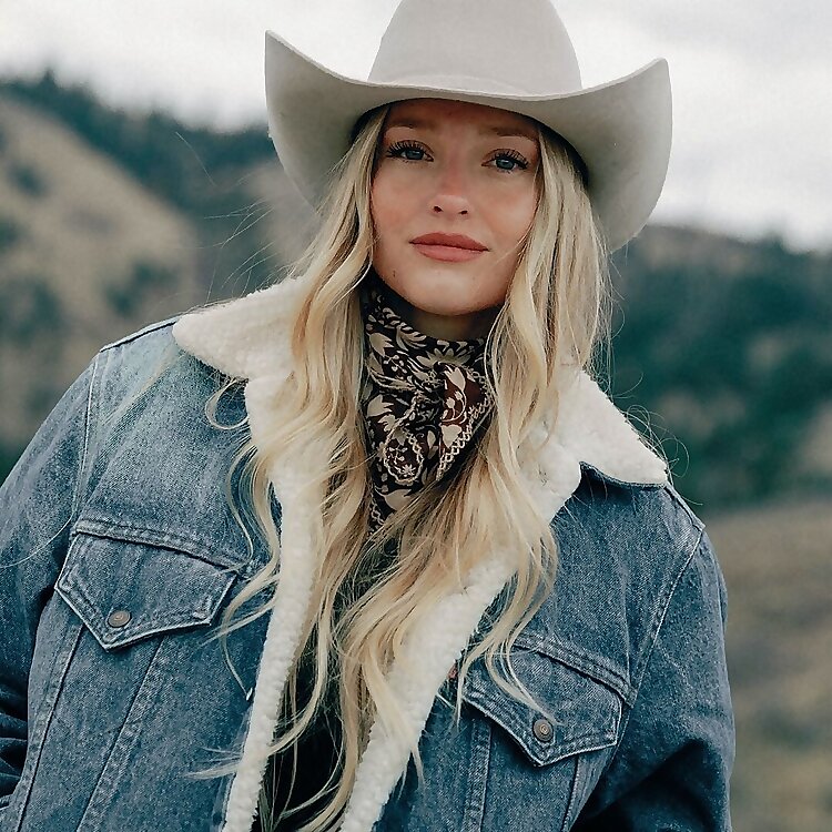 Taylor Dewey
