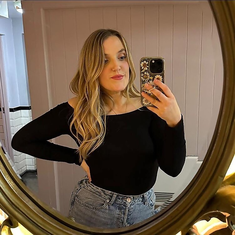 Charlotte Holman