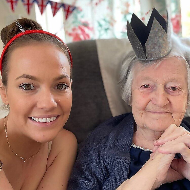 Dan And Her Nan