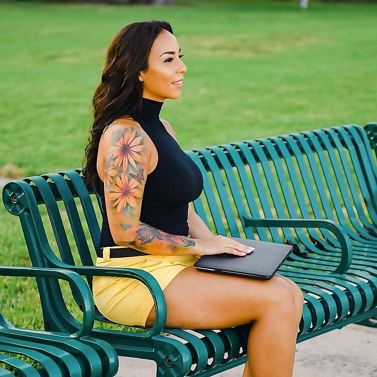 Melissa J Padon