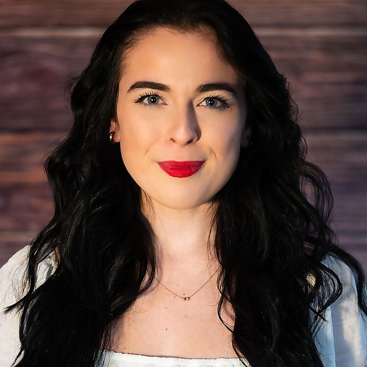 Hannah Nicole Maehrer
