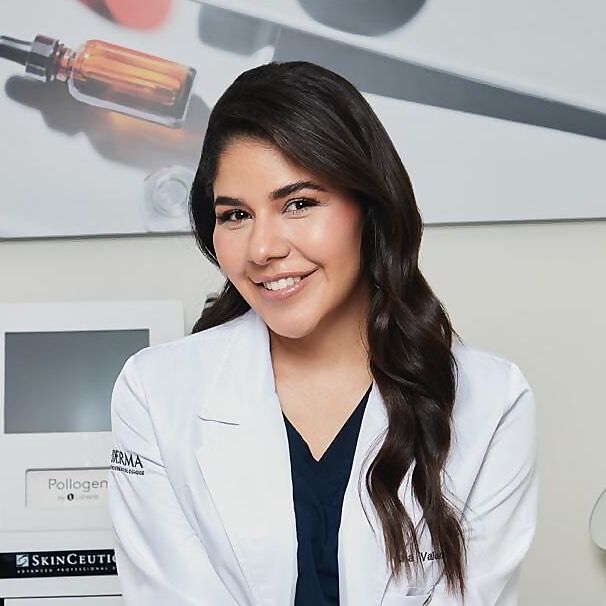 Dr. Ana Valencia