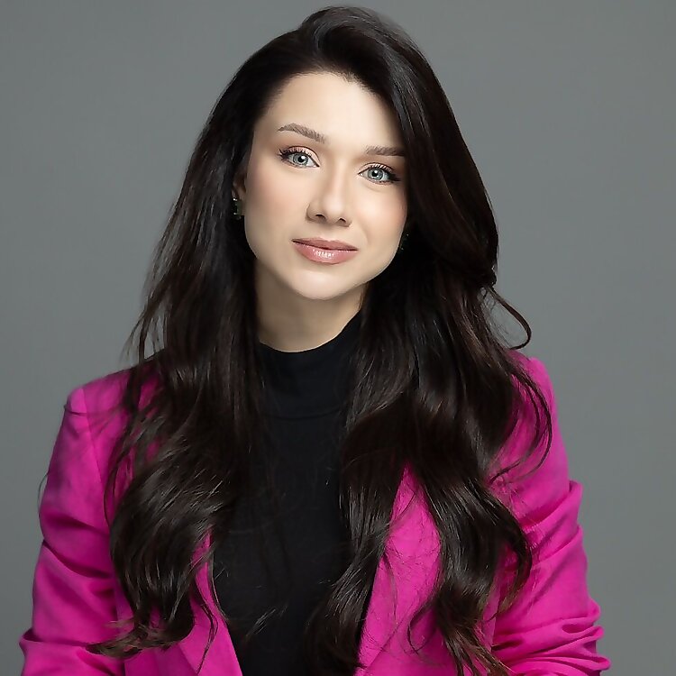Nicole Peruchi