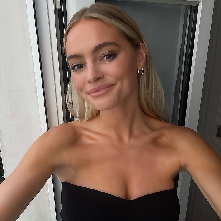 Claire Rose