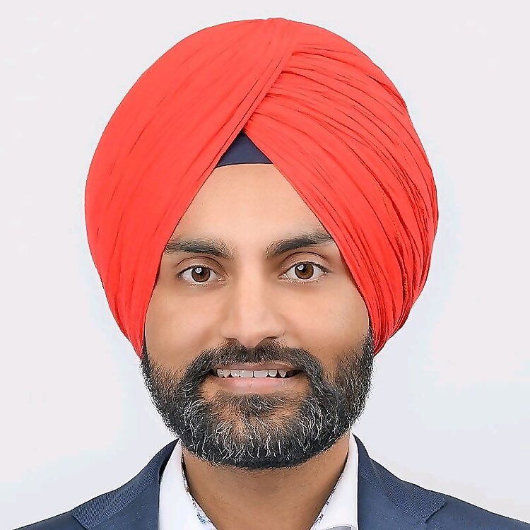 Mandeep Dhesi 
