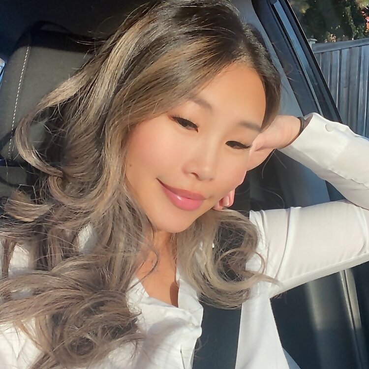 Joyee Yang