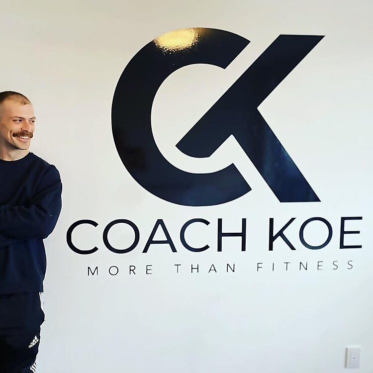 Coach Koe