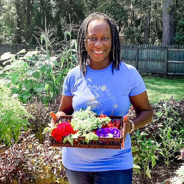 Auyanna-Organic Gardener