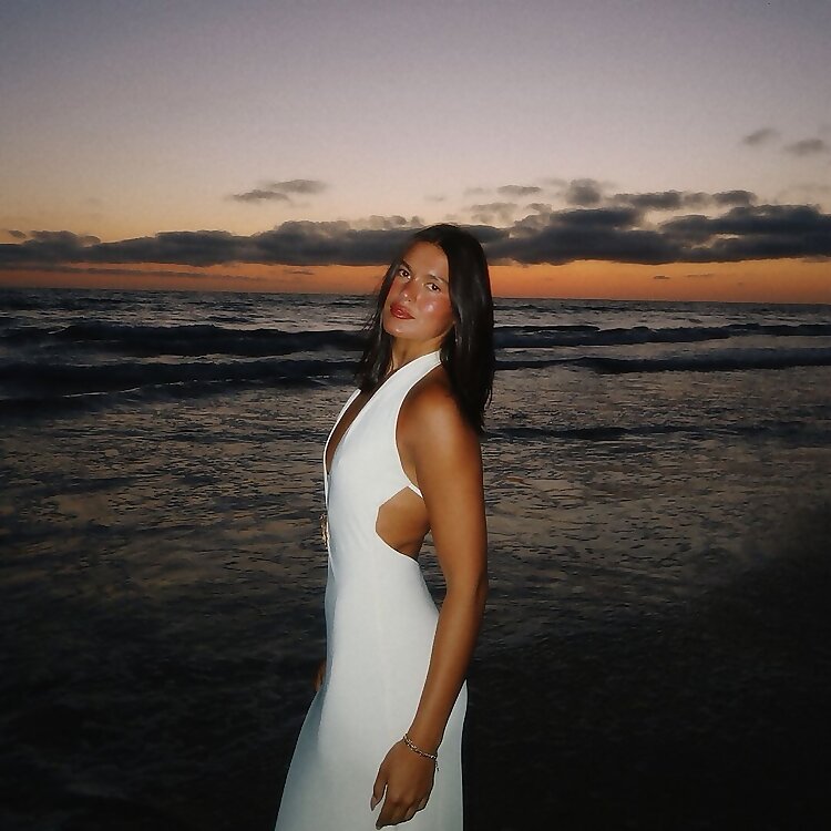 Kristina Headington