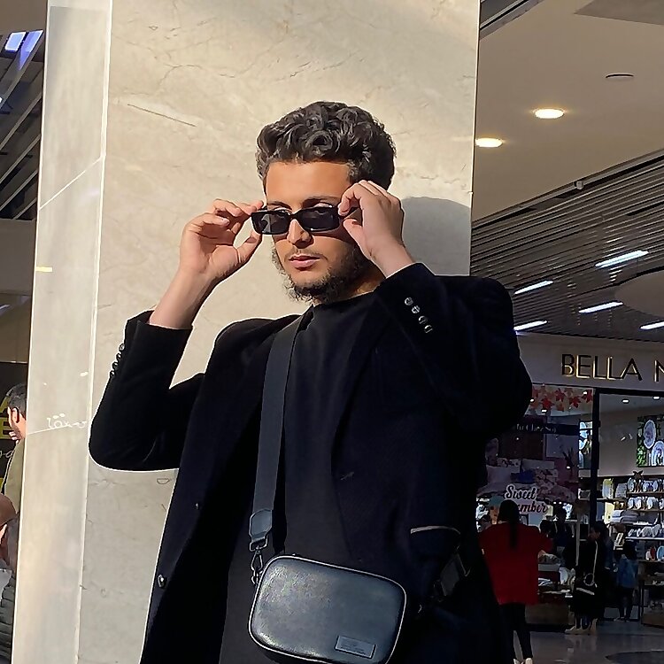 Aymen Riazi