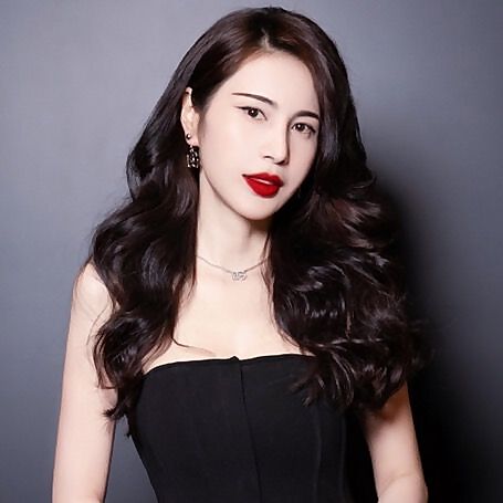 Thuy Tien