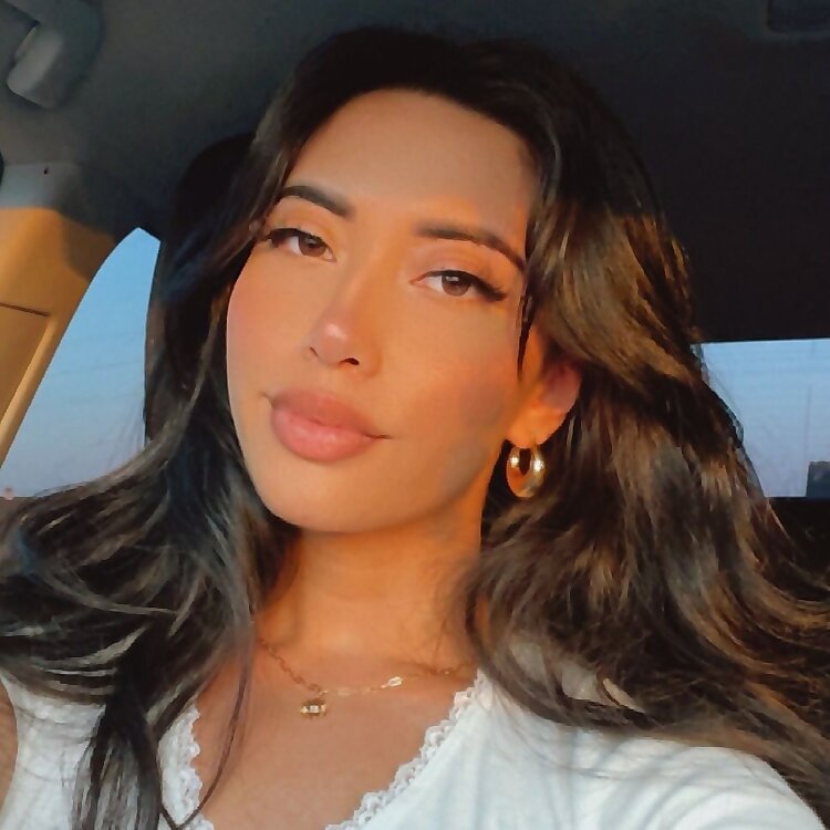 Danni Simone