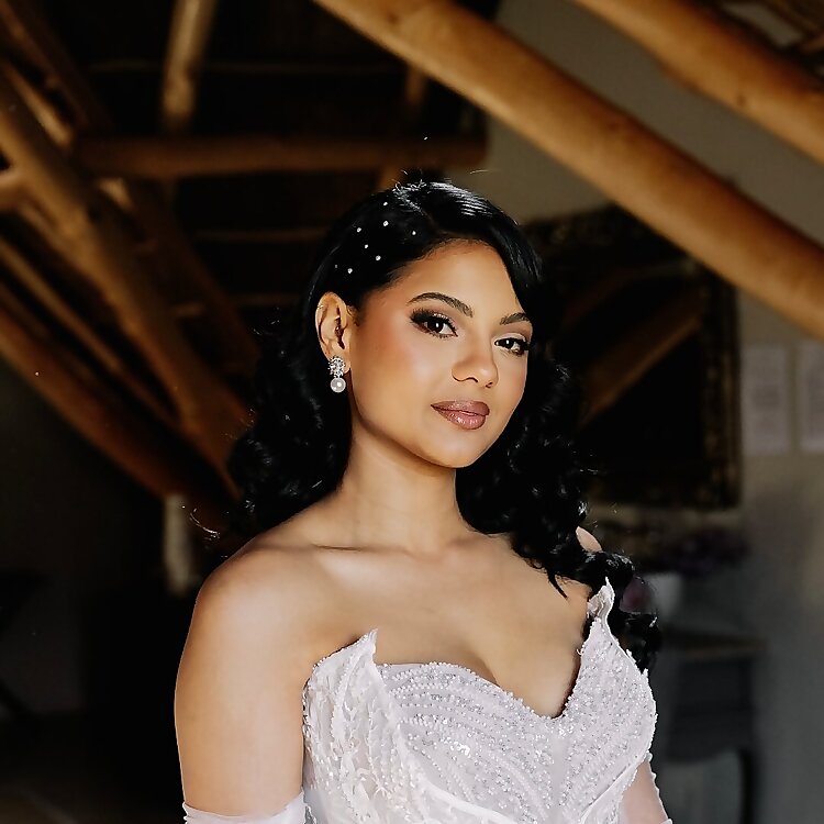 Aneeka Papier