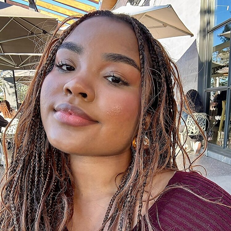 Ana Lauryn