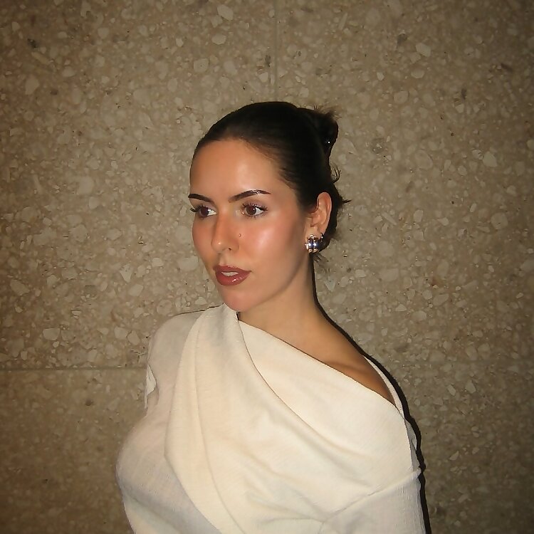 Estelle Lauee
