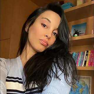 Raquela KG