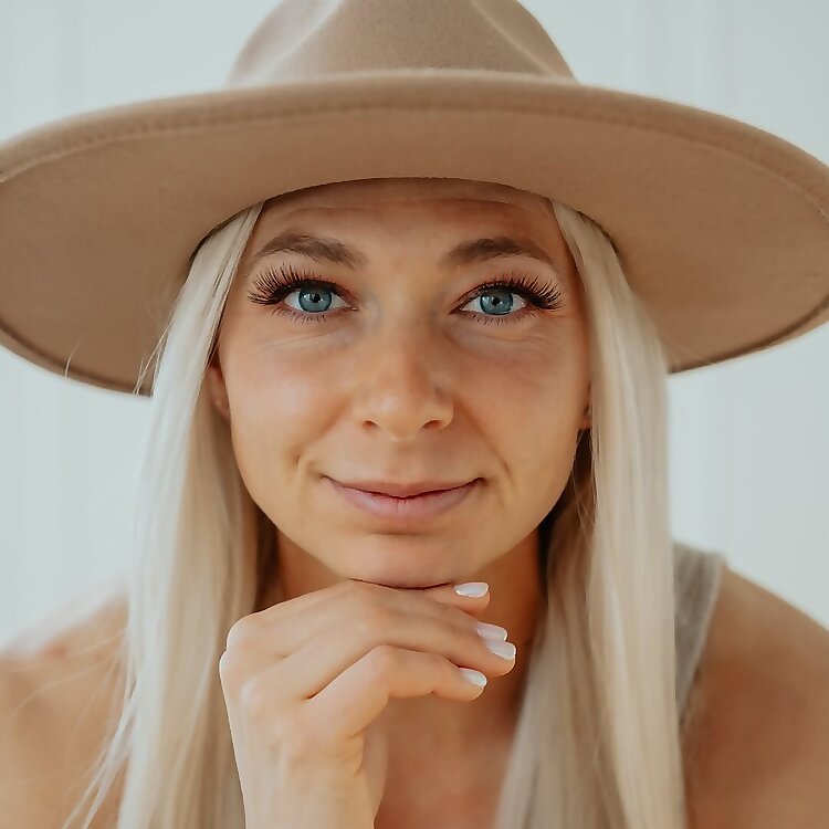 Kylee Hogue Miranda