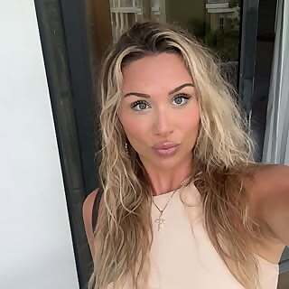 Samantha Fallat