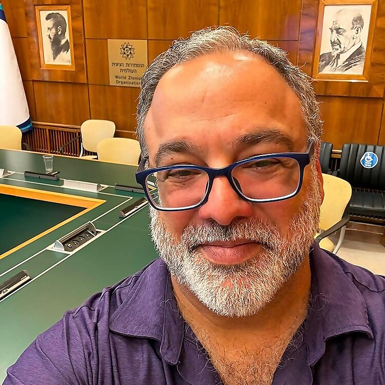 Menachem Creditor